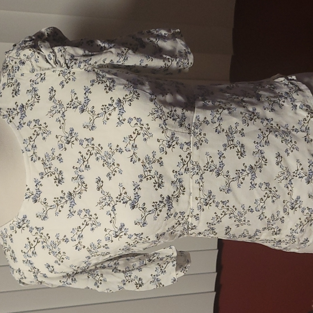Abercrombie top
